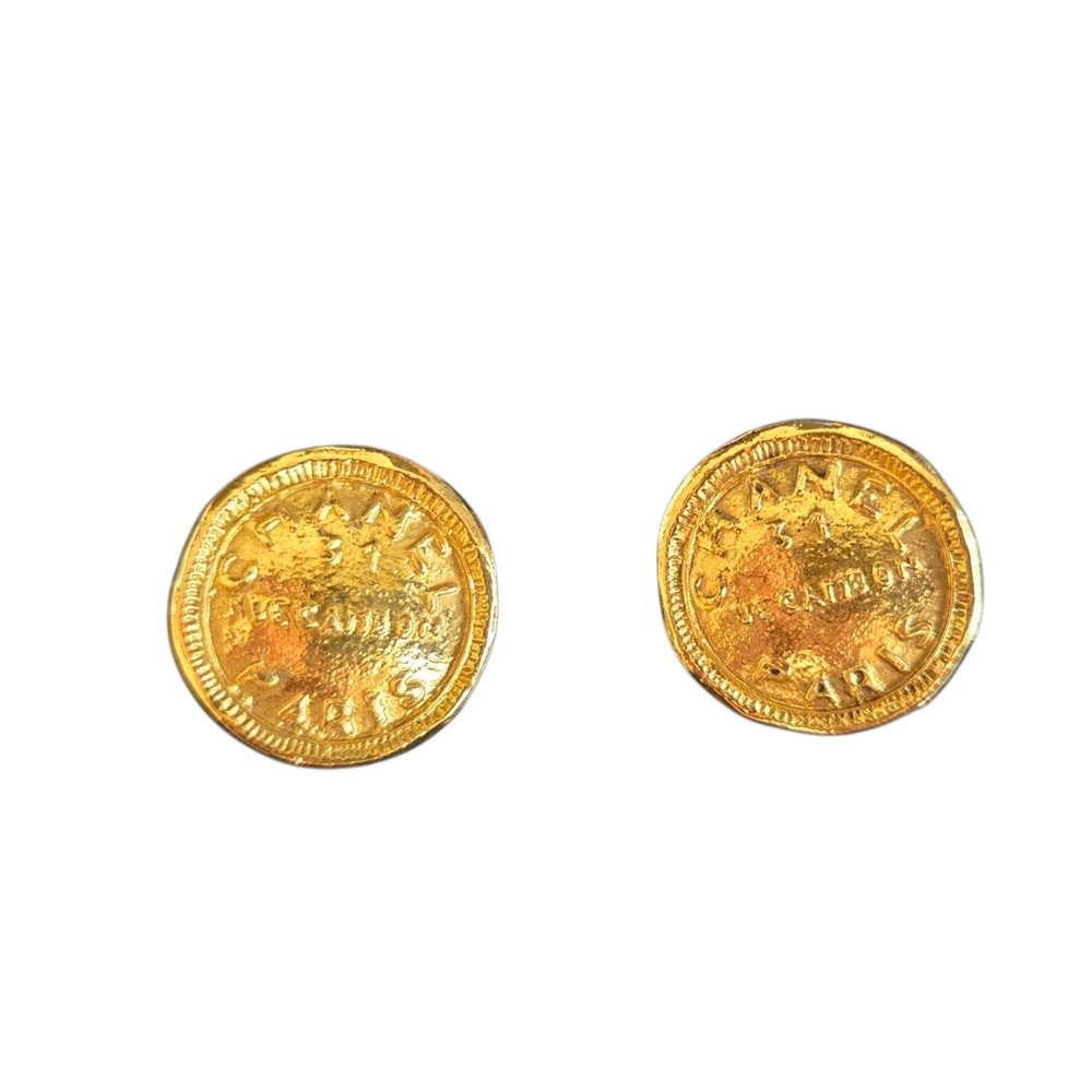 CHANEL Vintage 31 Rue Cambon Gold Tone Coin Clip-on Earrings